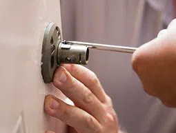 Security Locksmith Services Hometown, IL 708-300-9706 Security Locksmith Services Hometown, IL 708-300-9706 - 18-Emergency-Opening